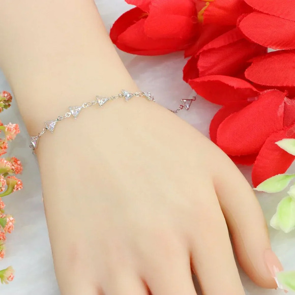 "New Beautiful Design Bracelet for Women/Girls, Gift, B792 - Picture 4 of 10